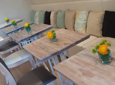 バックホーム テラス 4*