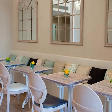 Bed & Breakfast Bachome Terrace