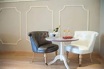 Bachome Terrace 4*