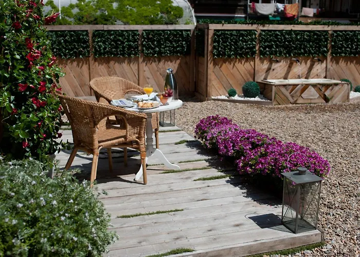 Bachome Terrace Bed & Breakfast 4*