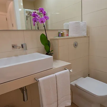 Bachome Terrace 3*